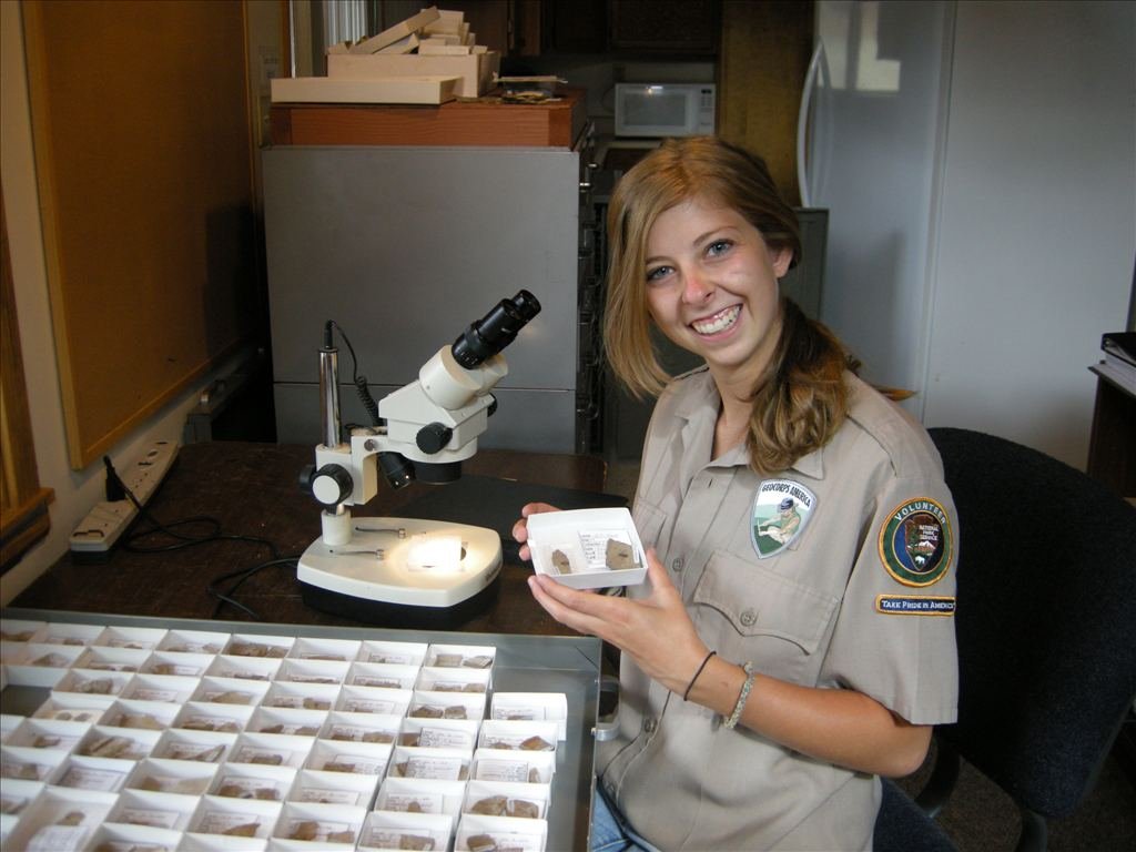 Women and Diversity in Paleontology (image credits: wikimedia)