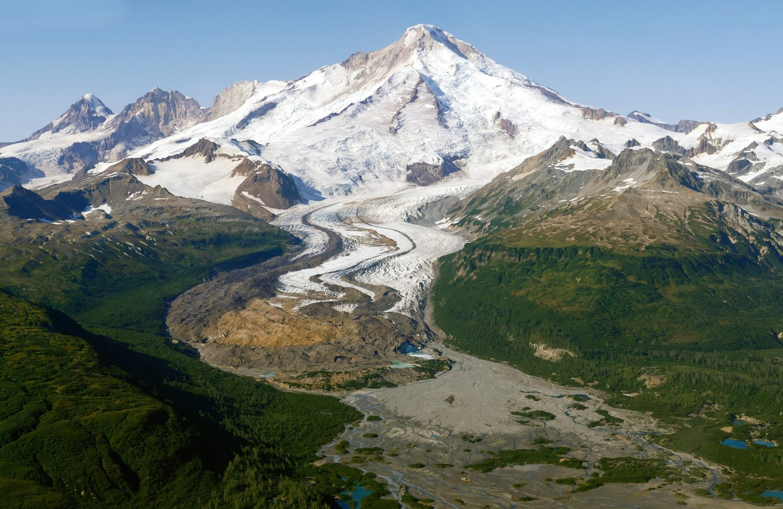 How Subglacial Rivers Form (image credits: wikimedia)