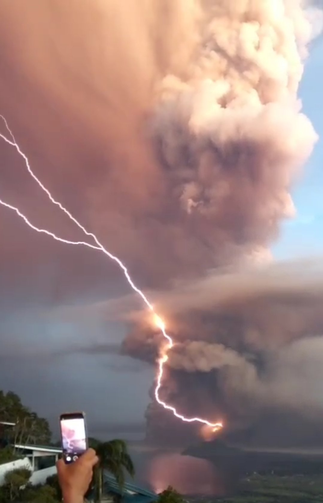 Why Lightning Strikes More Often in Volcanic Ash Clouds