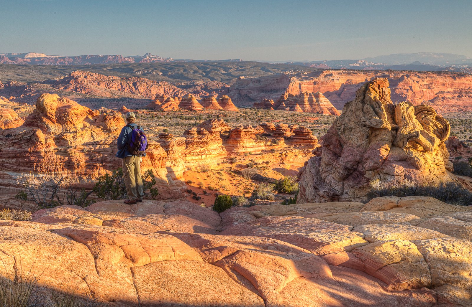 Vermilion Cliffs' Martian Landscape (image credits: wikimedia)