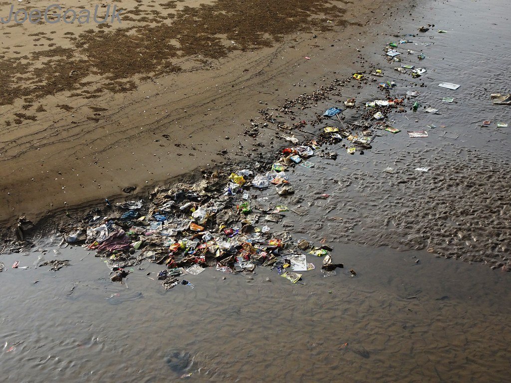 Ocean Pollution: A Toxic Challenge (image credits: flickr)