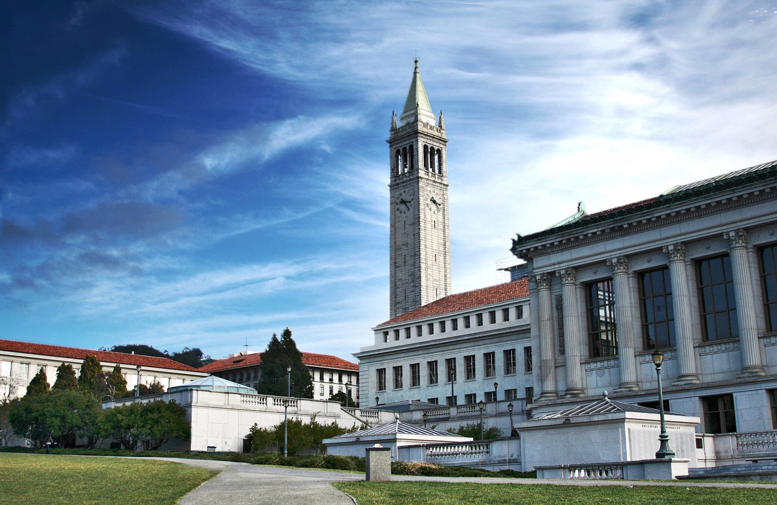 10 State Universities Leading the Future of AI Ethics
