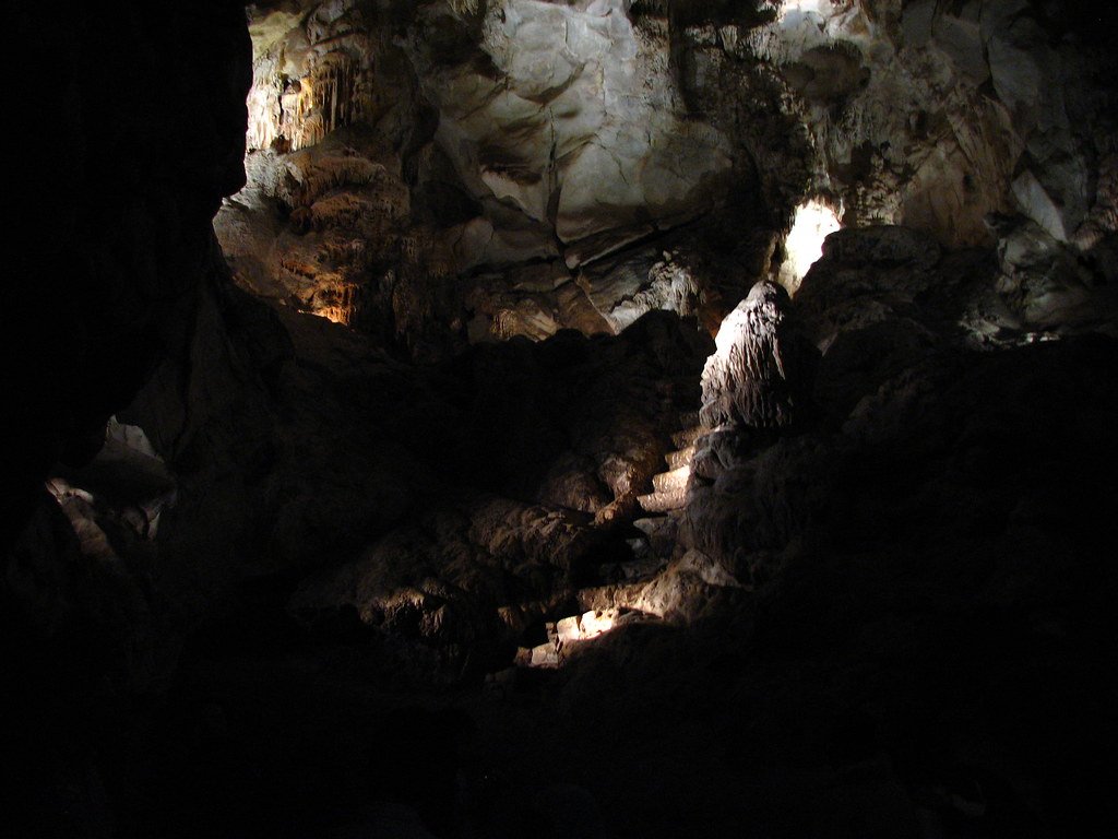 The Psychological Battle Against the Abyss (image credits: flickr)