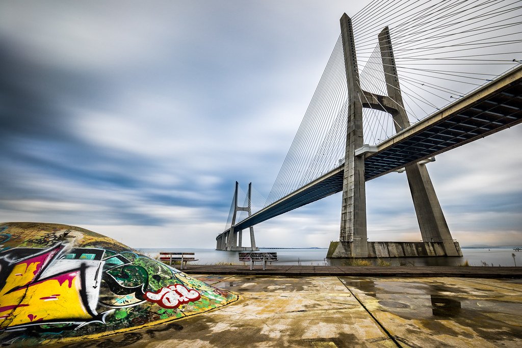 Infrastructure Challenges and Urban Planning (image credits: flickr)