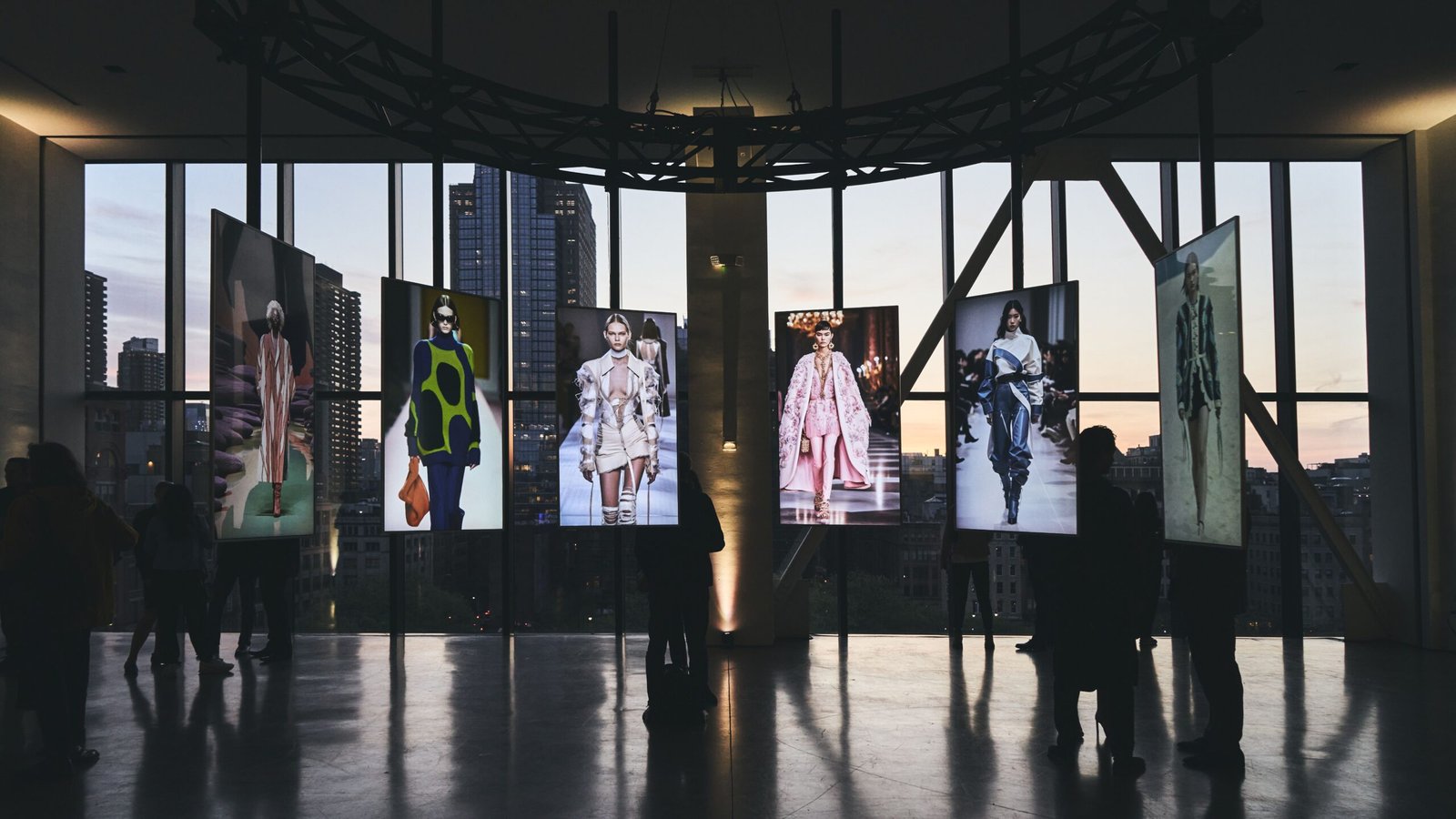 AI That Designs Its Own Fashion (image credits: wikimedia)