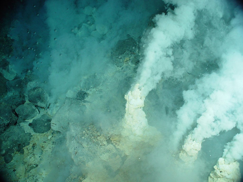 Submarine Volcanoes and Underwater Mysteries (image credits: flickr)