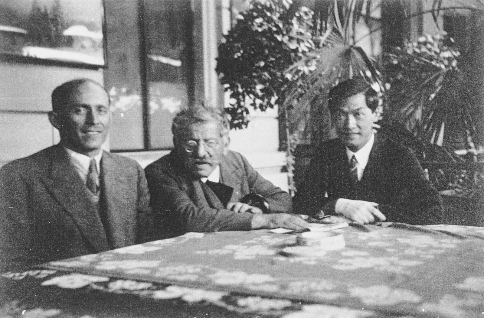 Magnus Hirschfeld: Pioneering Sexology and Advocacy (image credits: wikimedia)