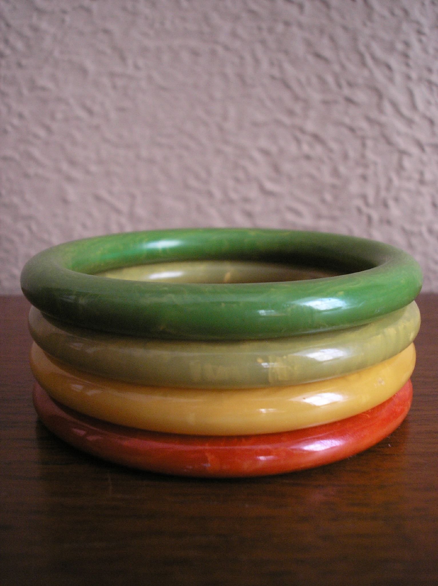 The Plastic Revolution Nobody Planned (image credits: wikimedia)