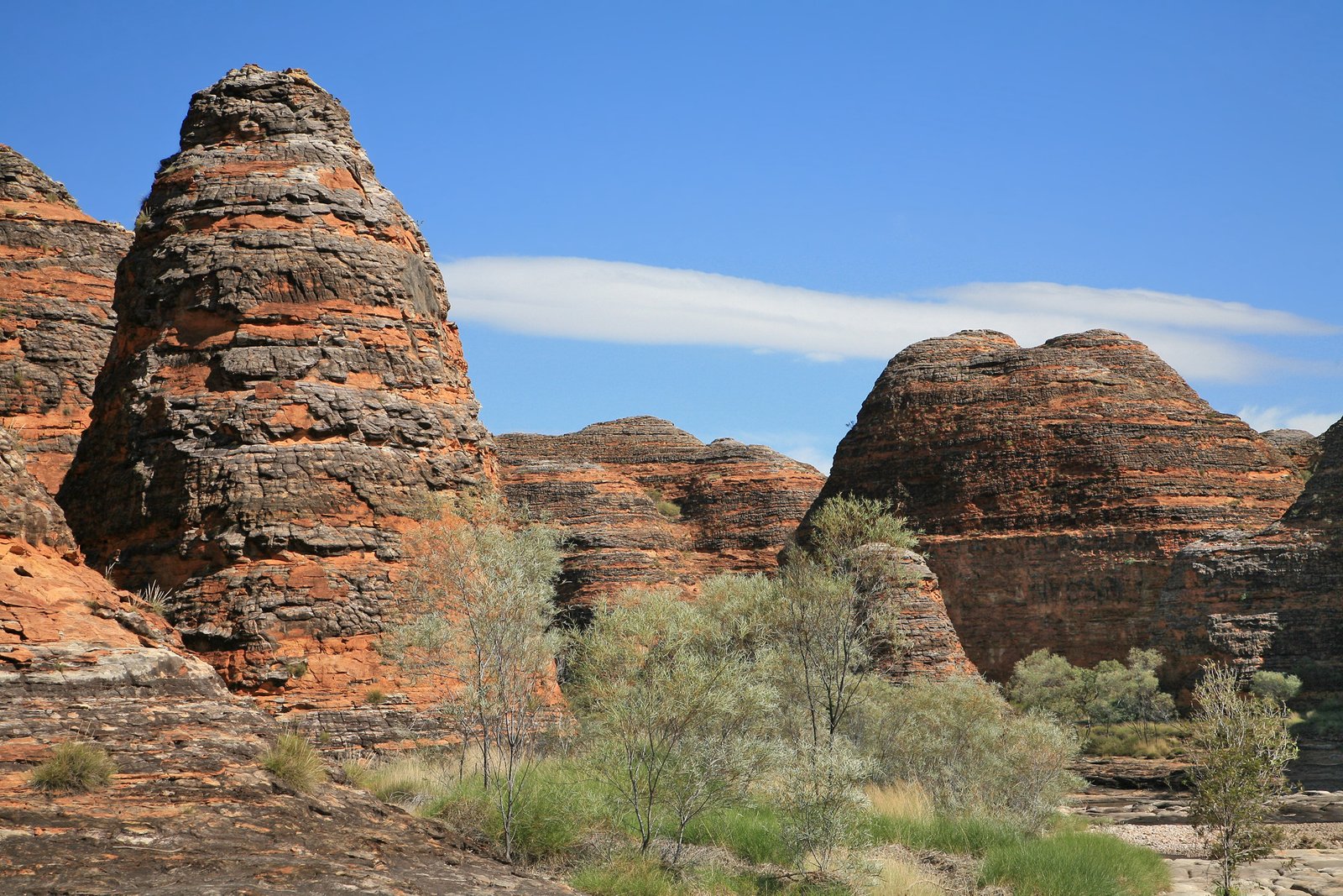 Bungle Bungle Range: Striped Sandstone Sculptures (image credits: wikimedia)