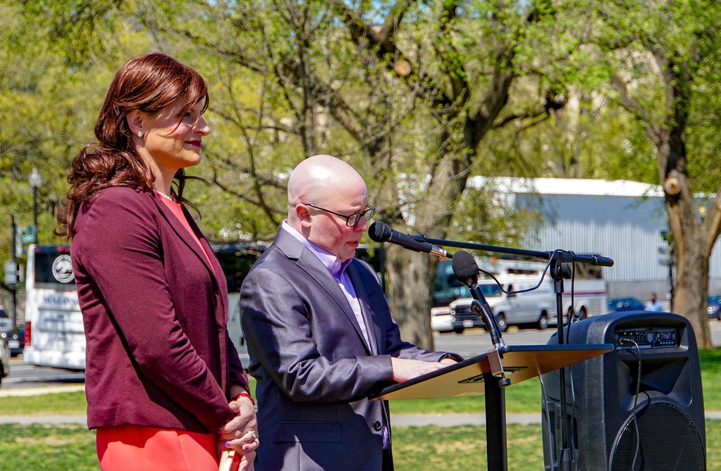 Rewriting Scientific Narratives (image credits: flickr)