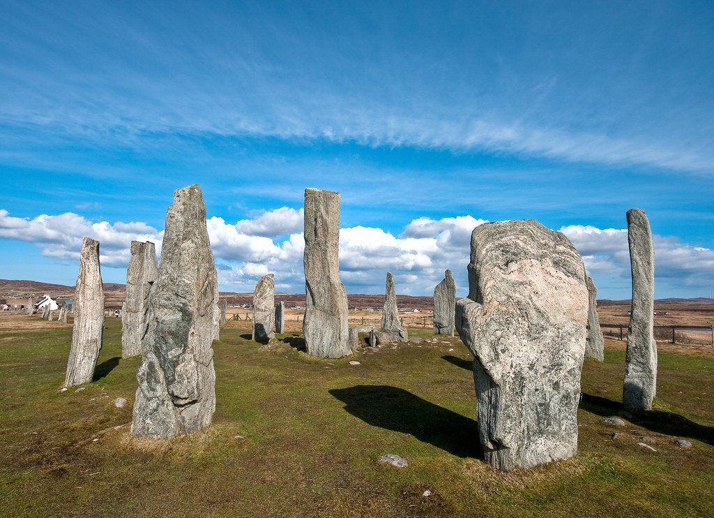 Comparisons to Stonehenge and Other Megaliths (image credits: flickr)