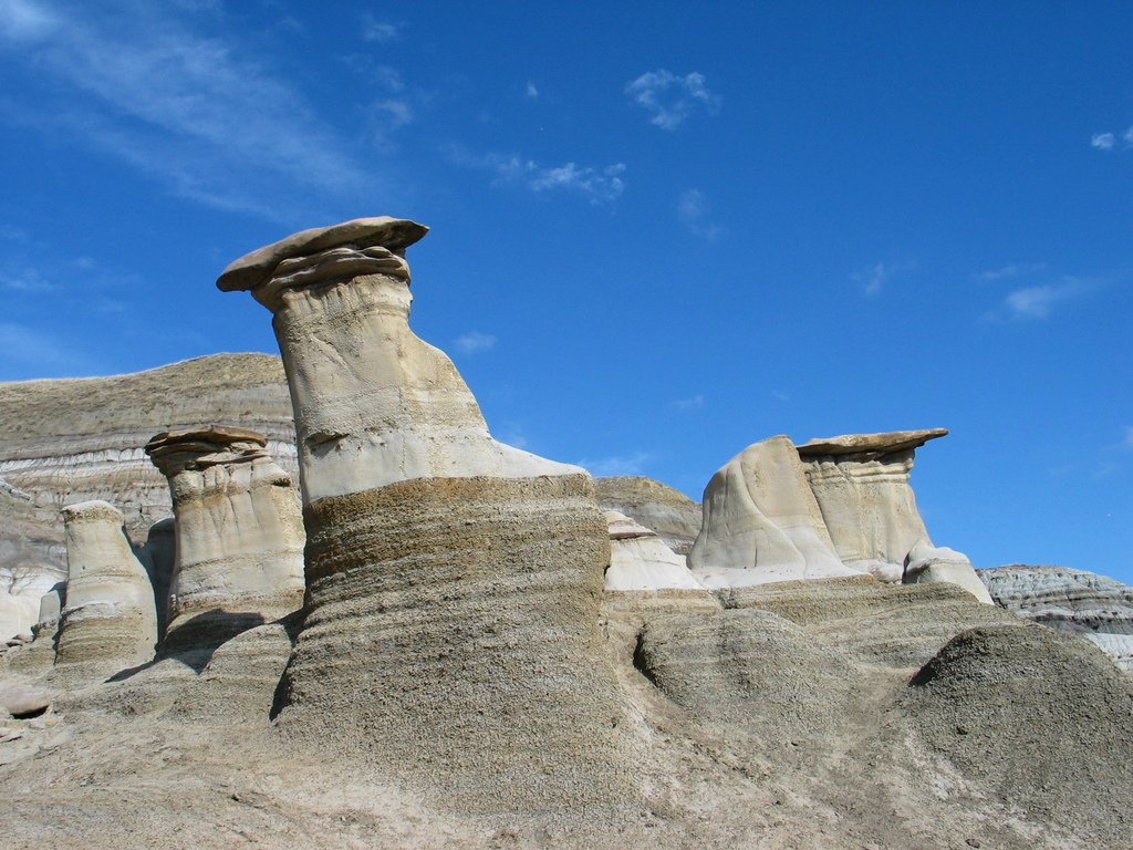 Drumheller: The Dinosaur Capital of the World (image credits: wikimedia)
