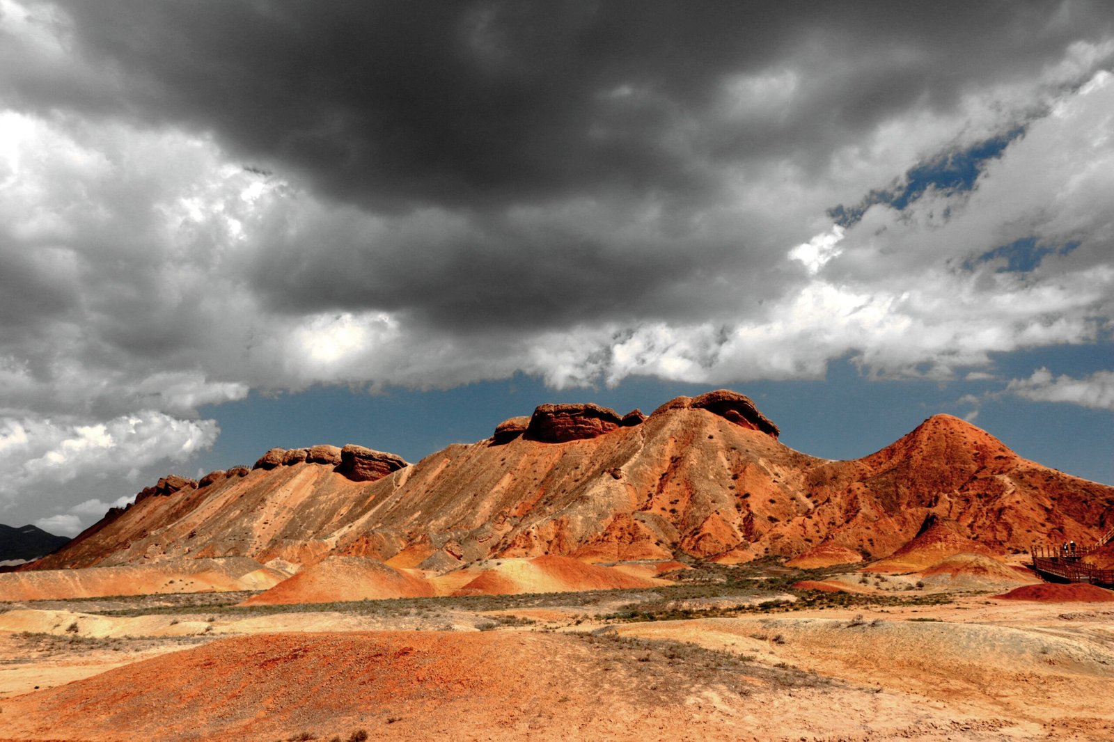 Rainbow Mountains, China: Nature’s Painted Canvas (image credits: wikimedia)