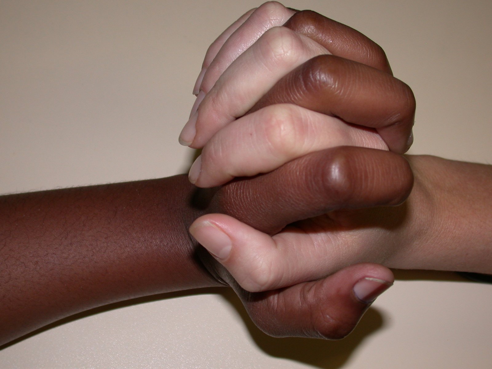 The Psychology of Skin Color: Beauty Standards and Health (image credits: wikimedia)