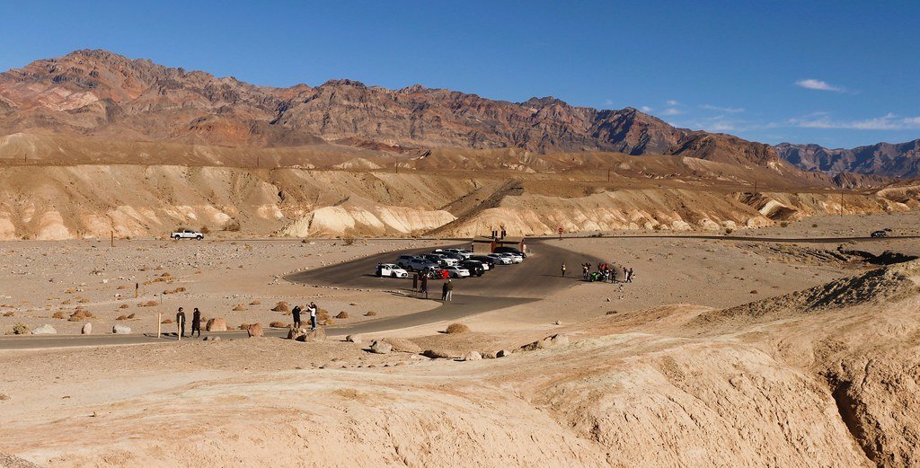 The Role of Death Valley's Extreme Climate (image credits: flickr)