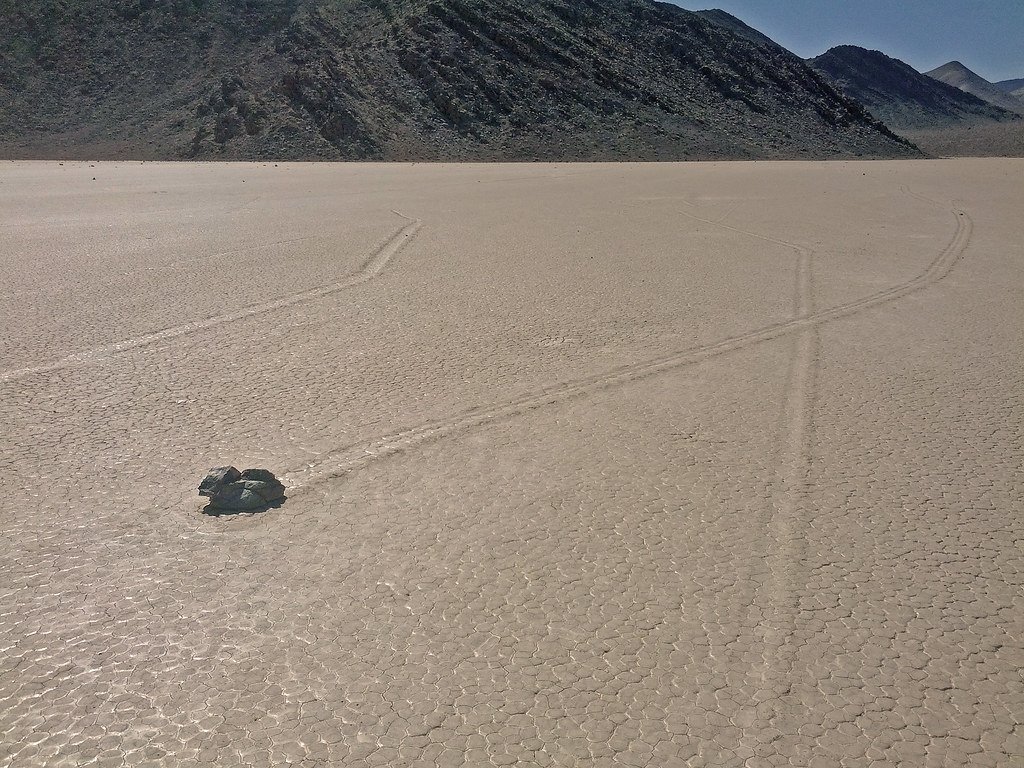 Visiting the Racetrack Playa Today (image credits: flickr)