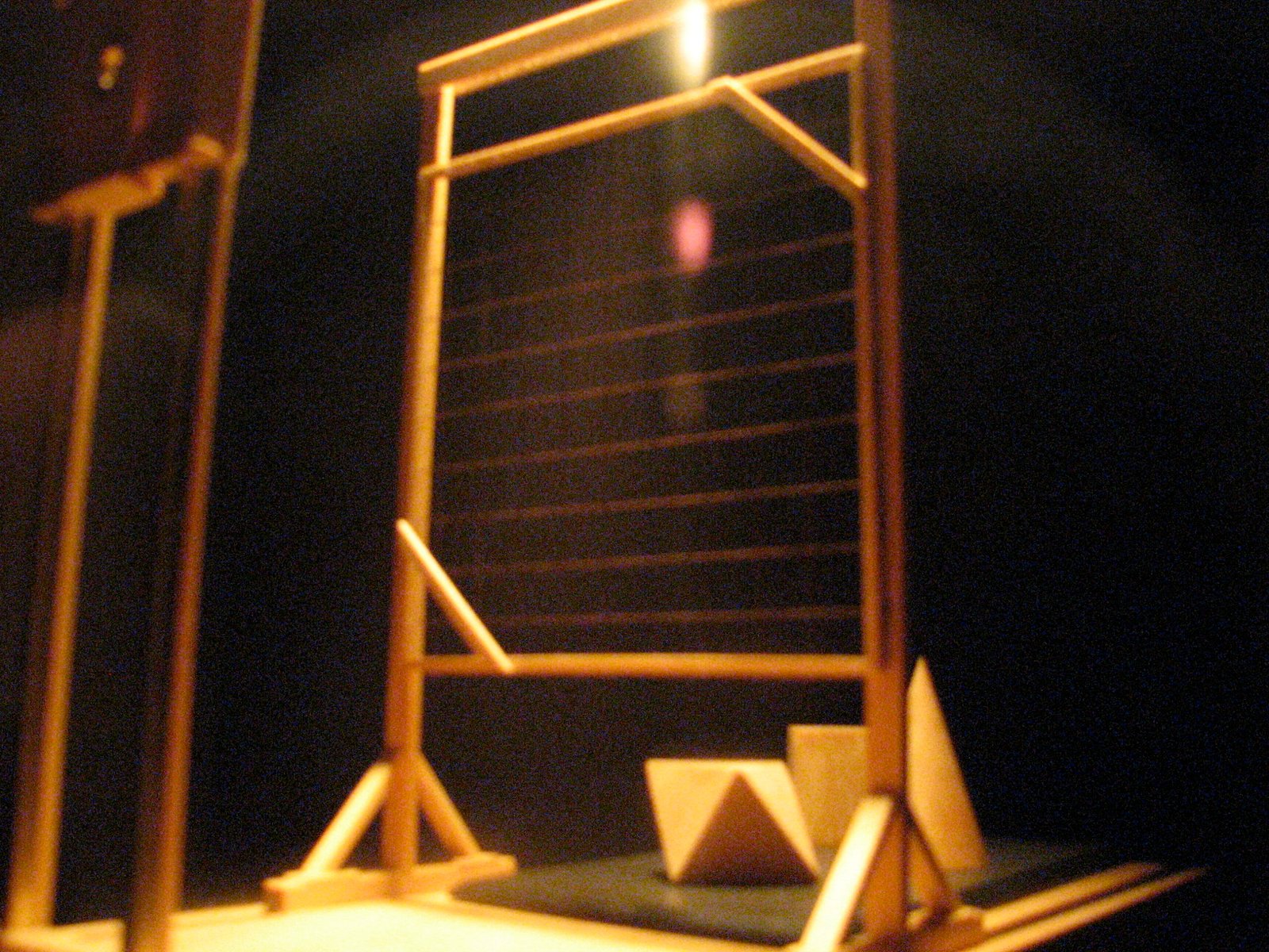Scientific Specimens from Parallel Universes (image credits: The Museum of Jurassic Technology, CC BY-SA 2.0, https://commons.wikimedia.org/w/index.php?curid=64305432)