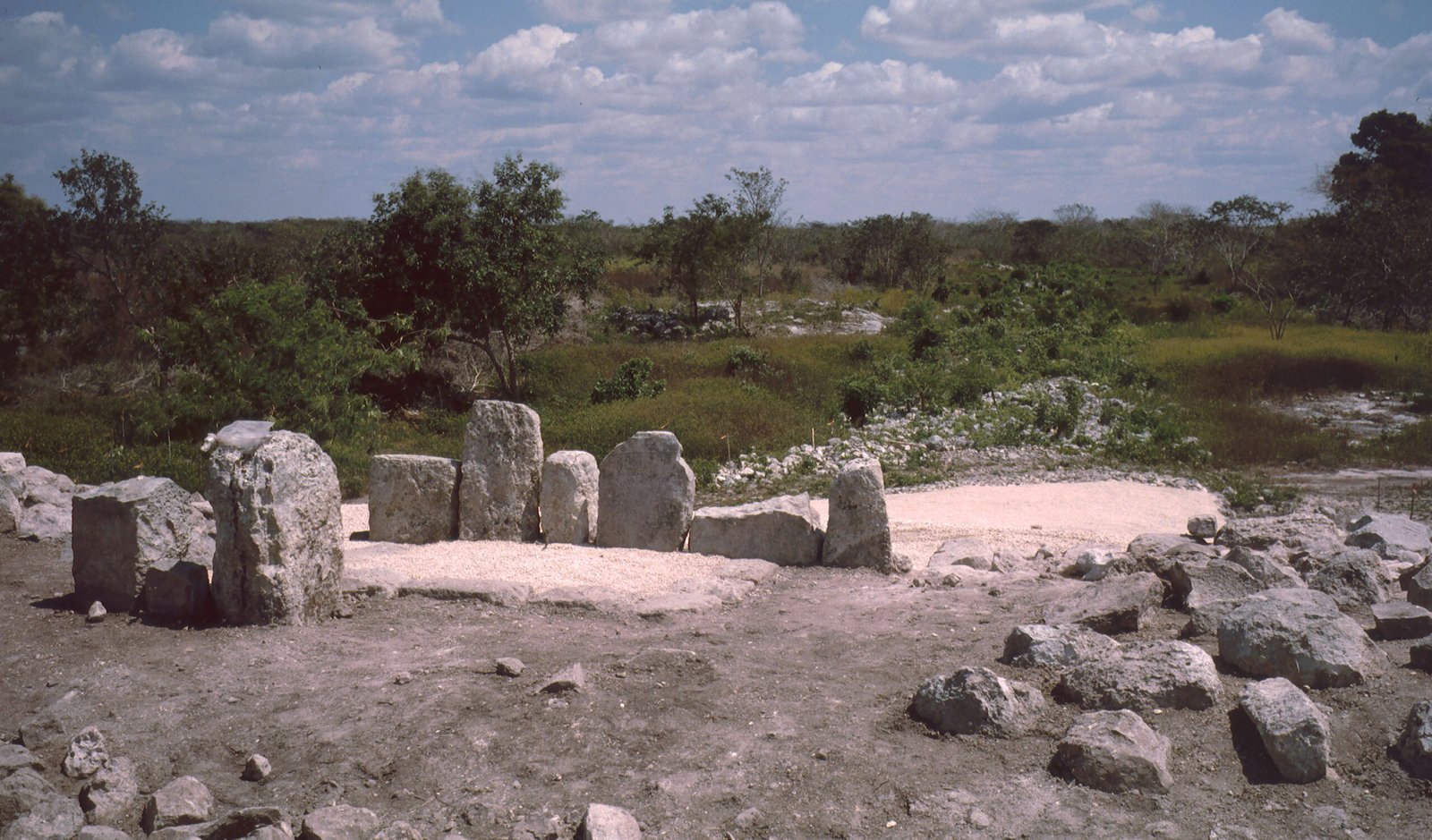Lost Roads That Connected Maya Megacities (image credits: wikimedia)