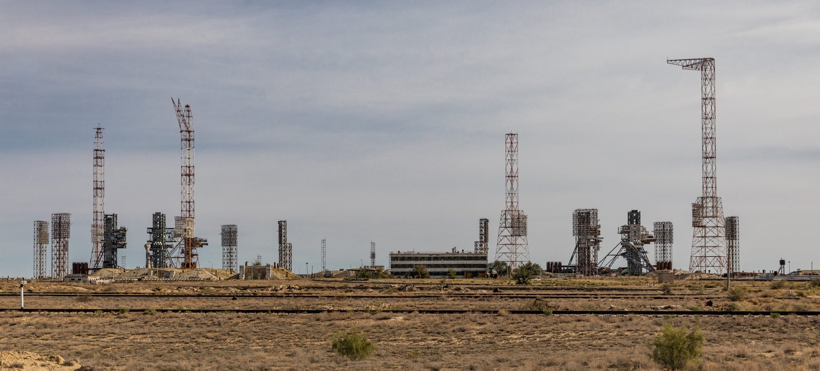 Surviving the Soviet Collapse (image credits: wikimedia)