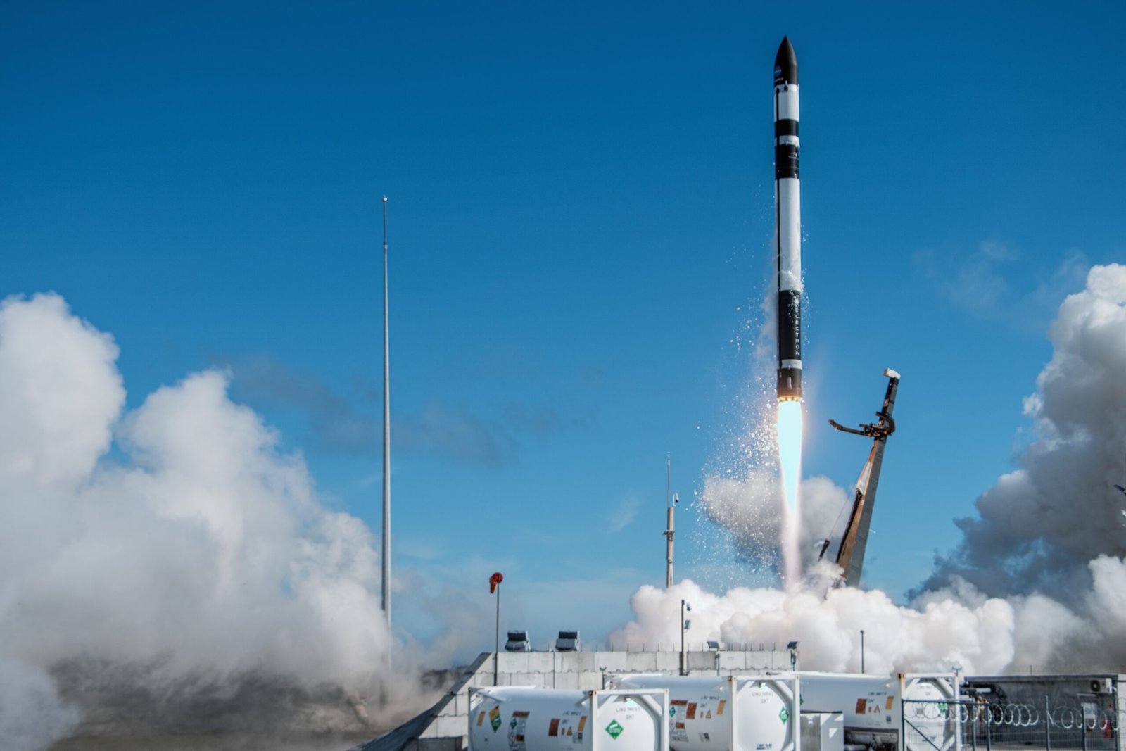 Mahia Peninsula: New Zealand's Rocket Lab Gateway (image credits: wikimedia)