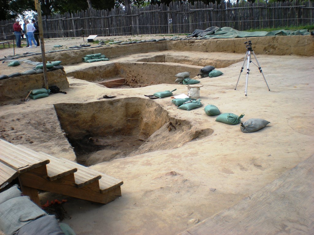 Archaeological Evidence and Missing Pieces (image credits: wikimedia)