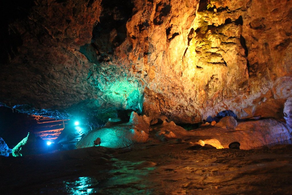 The Cave That Hides Ancient Secrets (image credits: flickr)