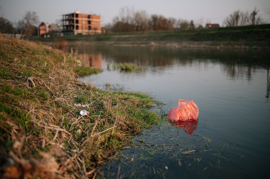 River Systems: The Plastic Highways to the Ocean (image credits: flickr)