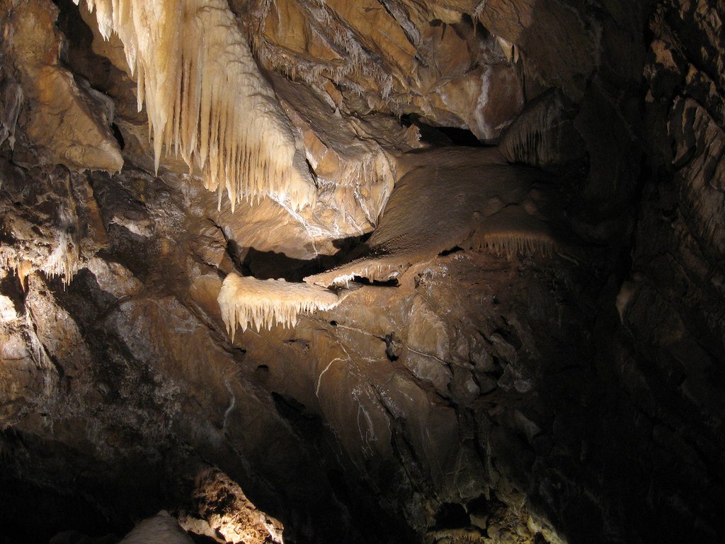 Cave Formations: Drip by Drip Climate History (image credits: flickr)