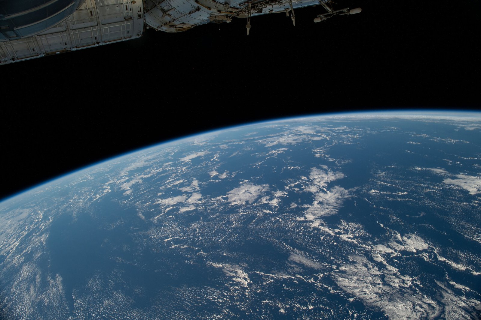 Could You Survive a Day on Every Planet?