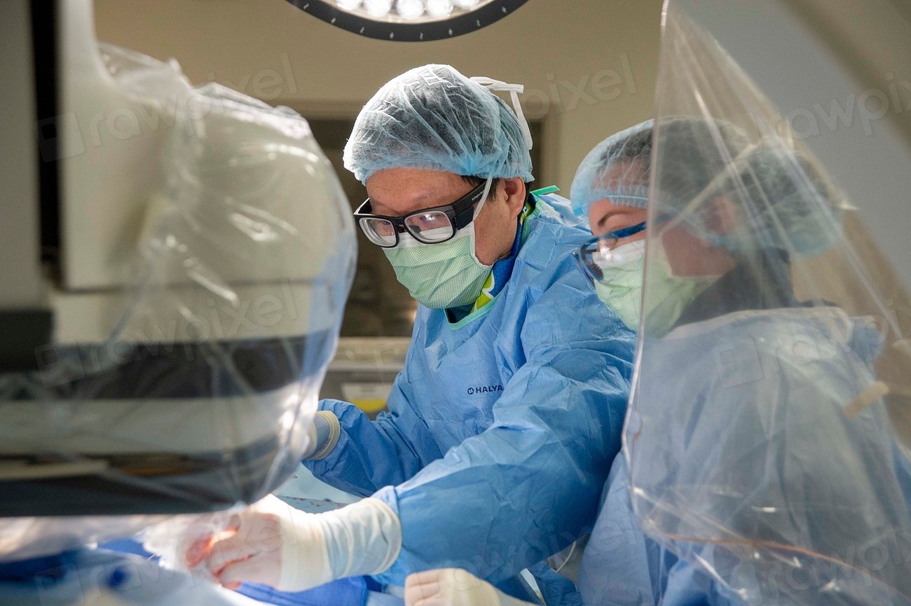 Beyond Pain Relief: Aspirin's Surprising Benefits (image credits: rawpixel)