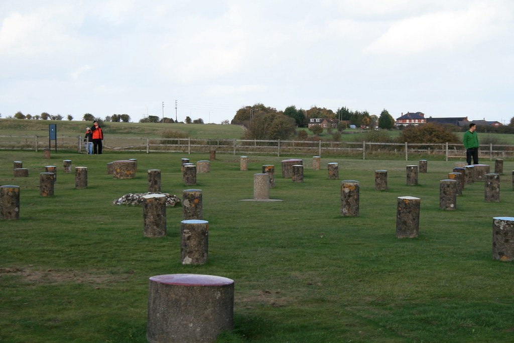 The Woodhenge: Ancient Observatory and Calendar (image credits: flickr)