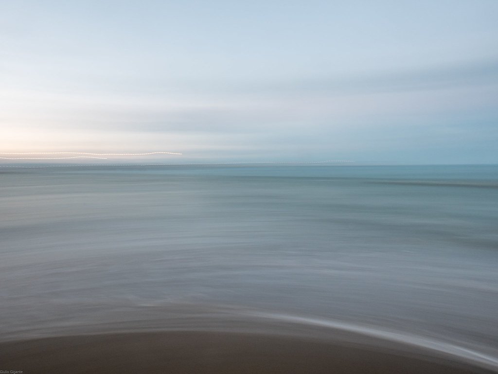 The Bermuda Triangle: Where Physics Meets Fear (image credits: flickr)