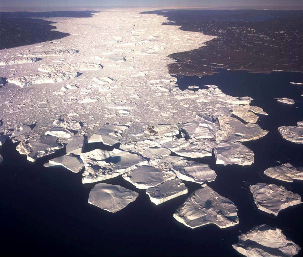 Greenland Ice Sheet: The Sleeping Giant (image credits: flickr)
