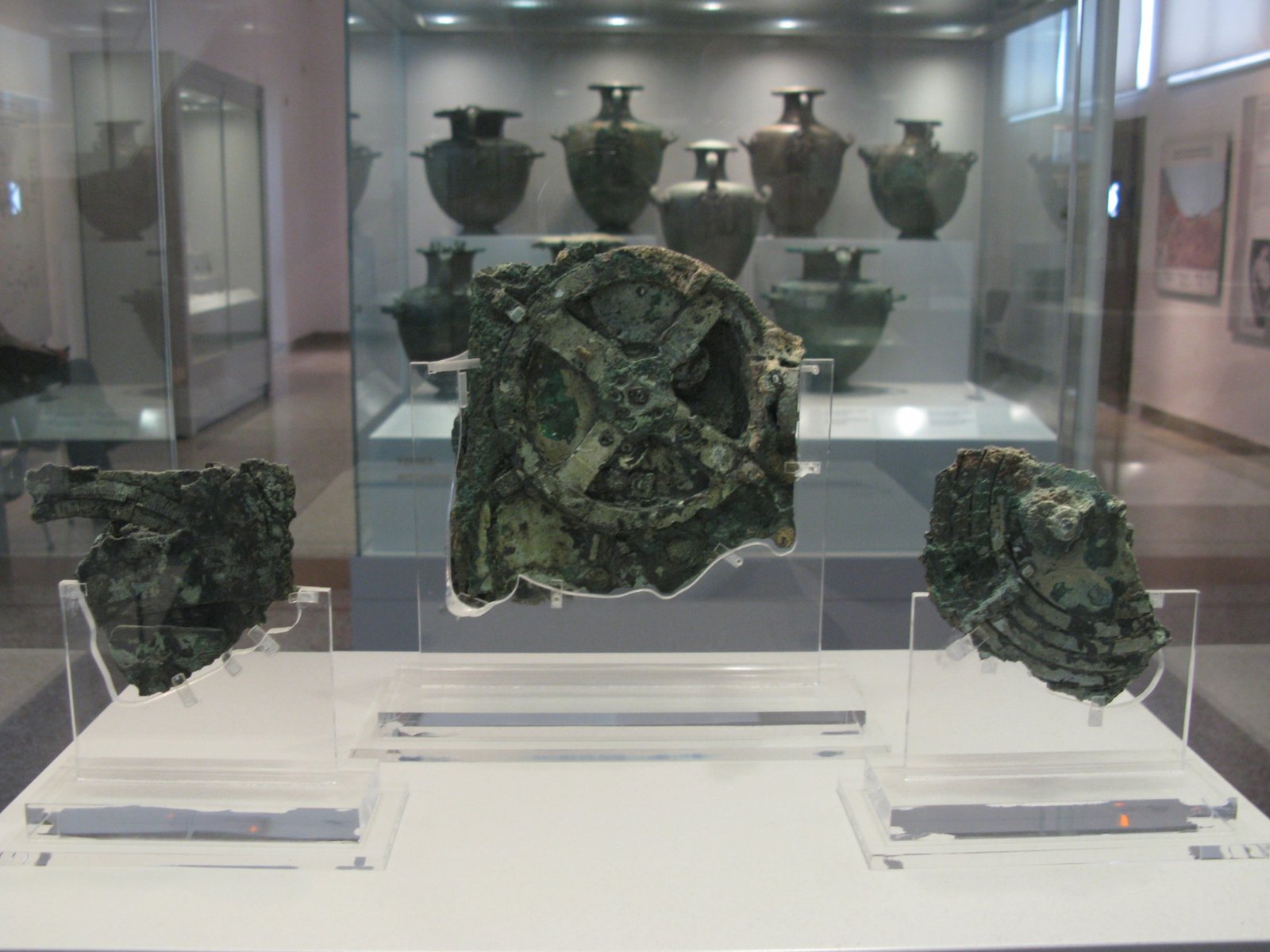 The Antikythera Mechanism: Ancient Greece's Computer (image credits: wikimedia)