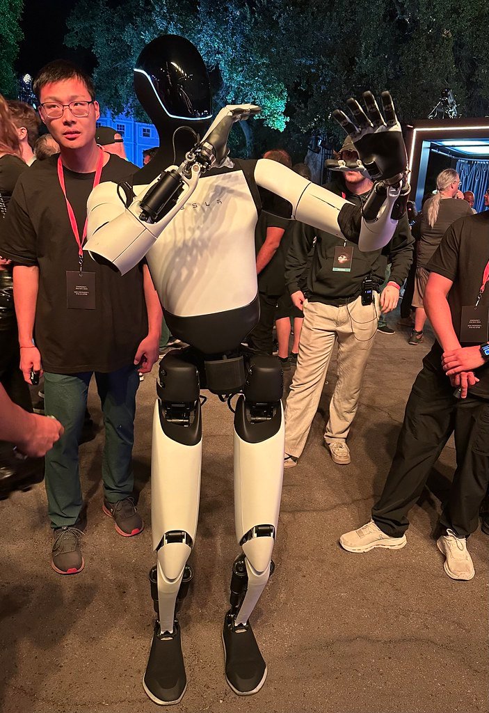 The Future of Human-Machine Competition (image credits: flickr)