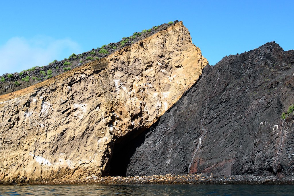 Tectonic Evolution: Supercontinents and Plate Motions (image credits: flickr)