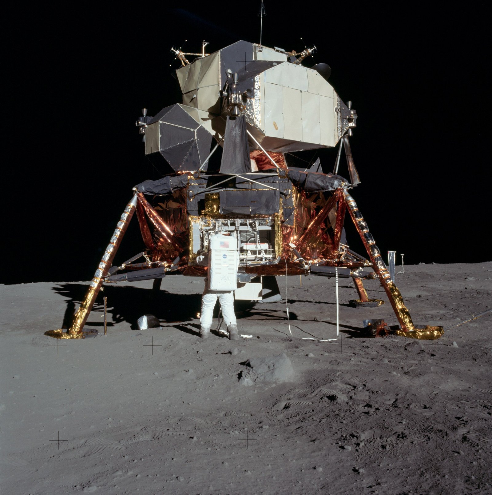 Apollo's Seismic Legacy: Decades of Lunar Monitoring (image credits: wikimedia)