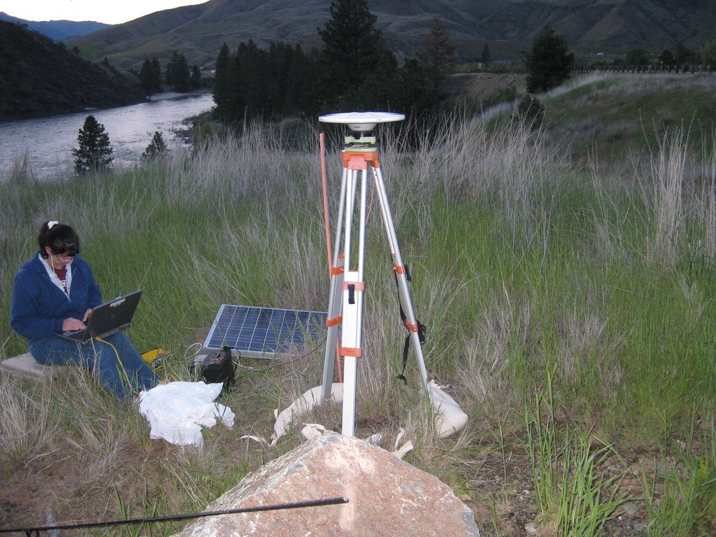 Comparing Seismic Monitoring Technologies (image credits: flickr)