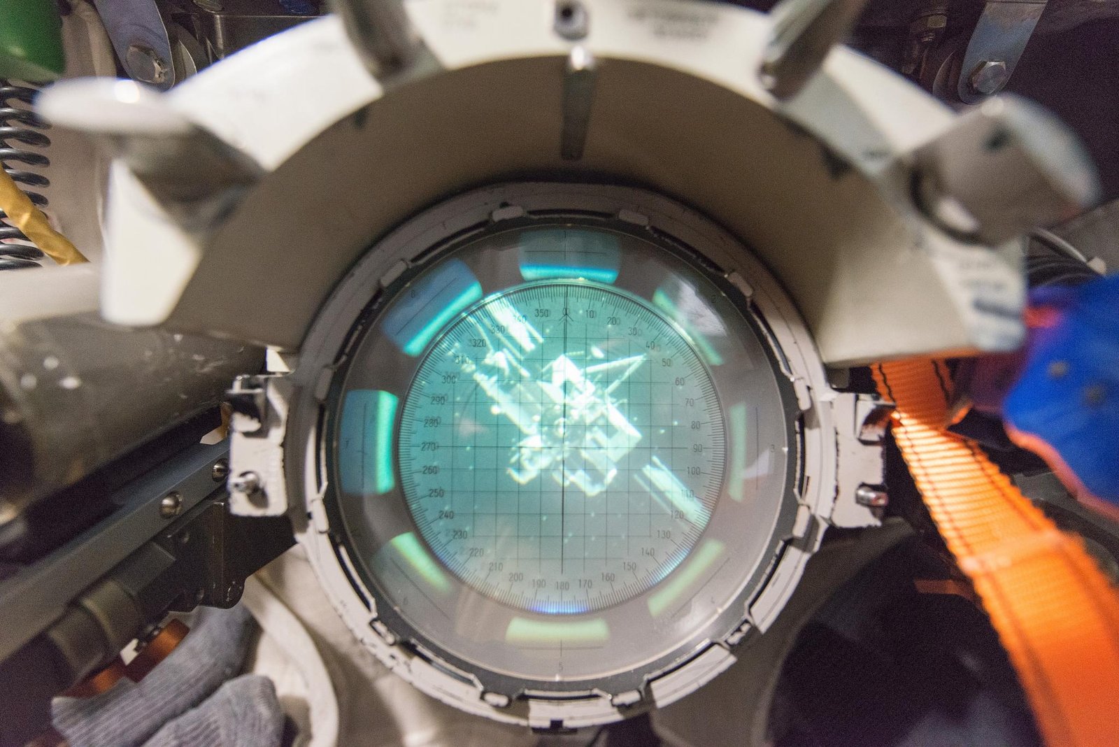 Life Inside a Flying World (image credits: wikimedia)