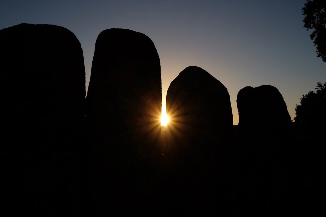 Newgrange’s Winter Sun, Ireland (image credits: unsplash)
