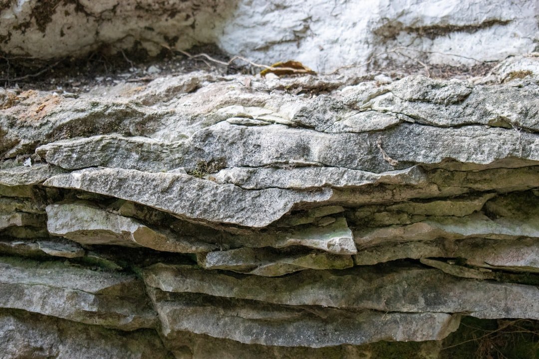 Reading the Messages: What Rocks Really Say (image credits: unsplash)
