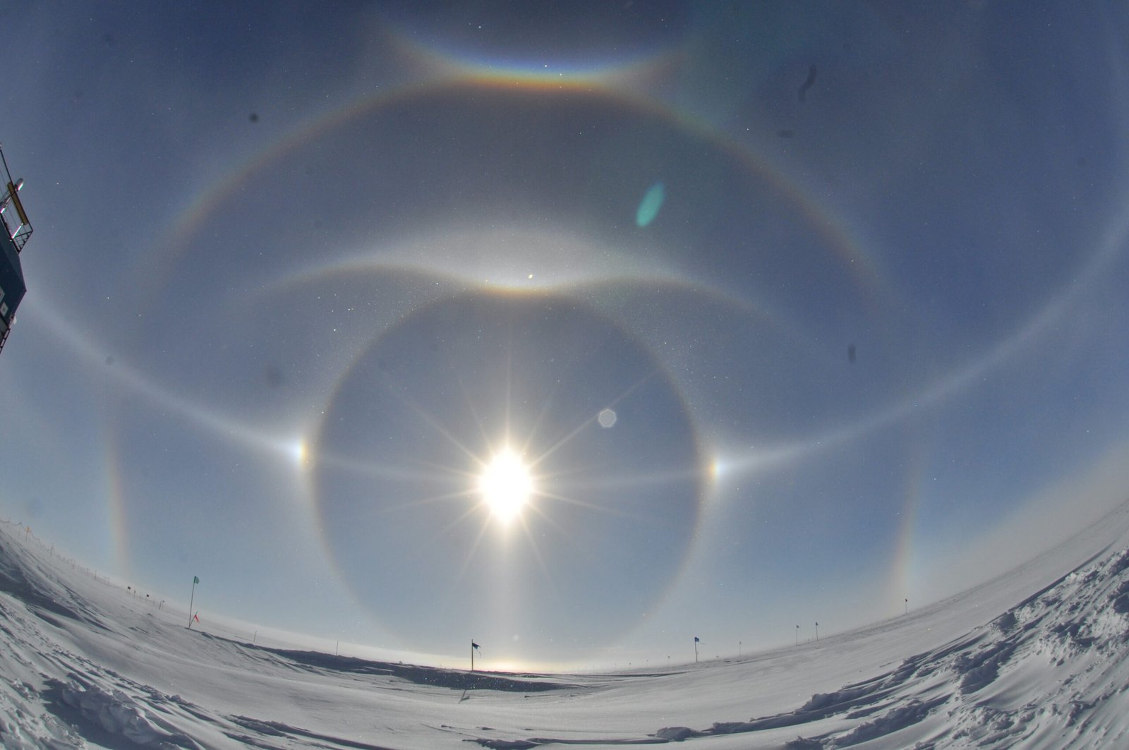 Sunlit Prisms Over the Pacific (image credits: wikimedia)