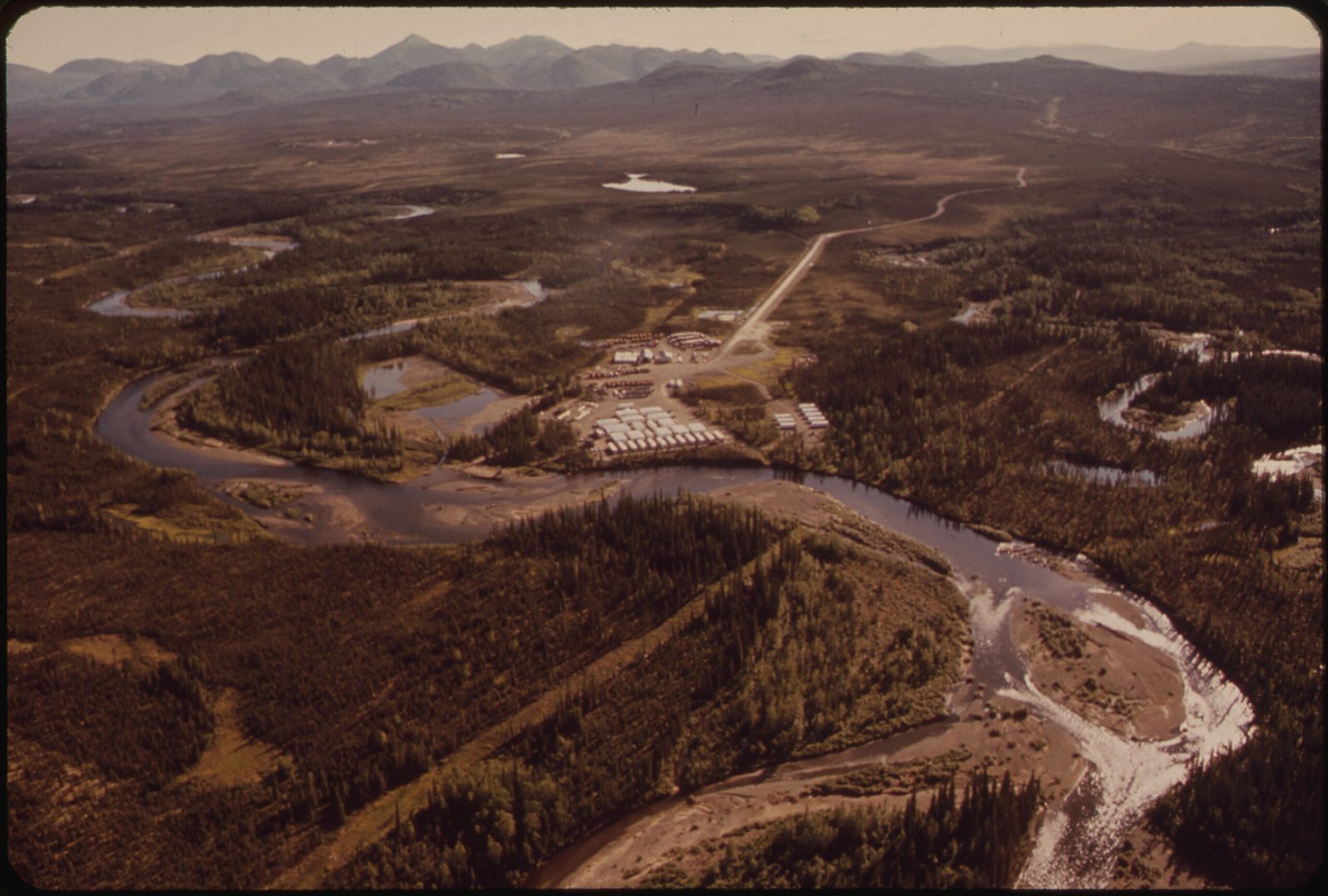 The Record That Still Stands: Prospect Creek's Legendary Minus 80 (image credits: By Dennis Cowals, Public domain, https://commons.wikimedia.org/w/index.php?curid=17112987)