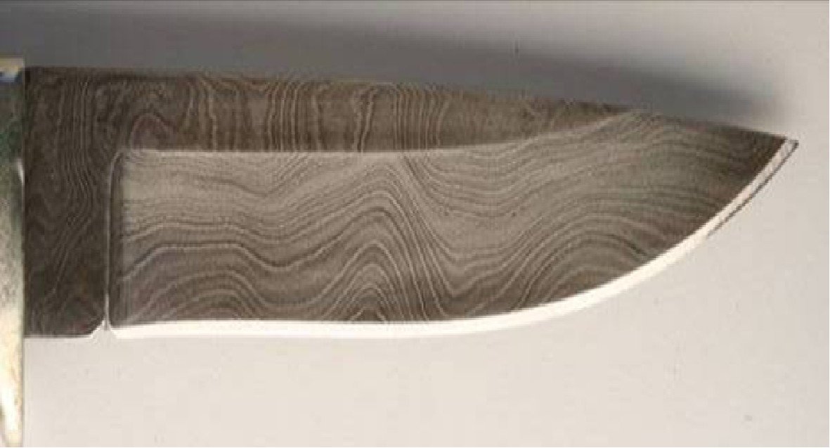 Damascus Steel: The Blade with a Vanishing Recipe (image credits: wikimedia)