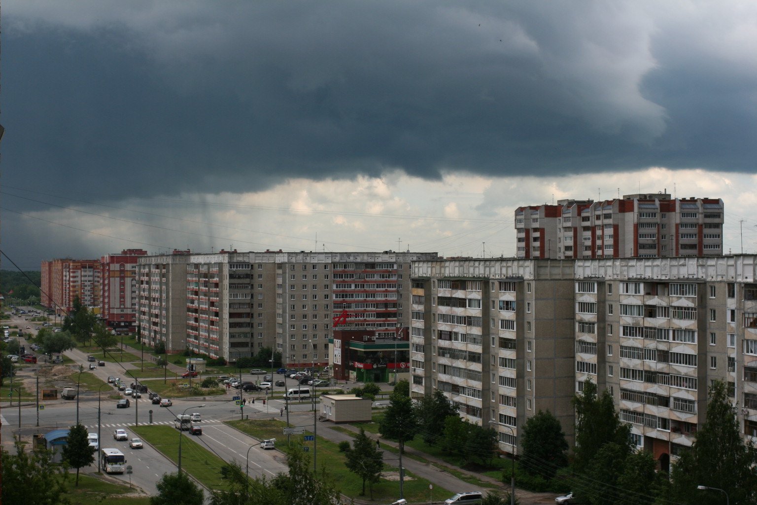 Urban Heat Islands Fuel the Fire (image credits: wikimedia)