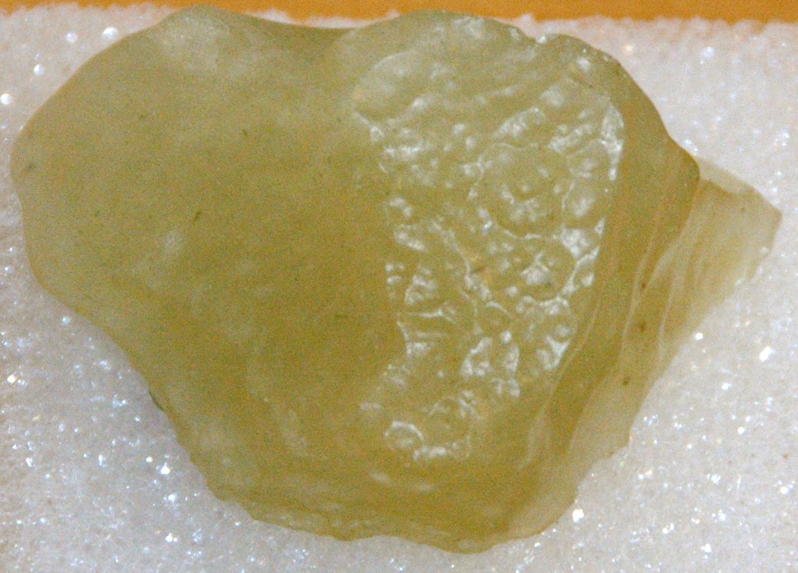 The Desert Where Glass Forms Naturally