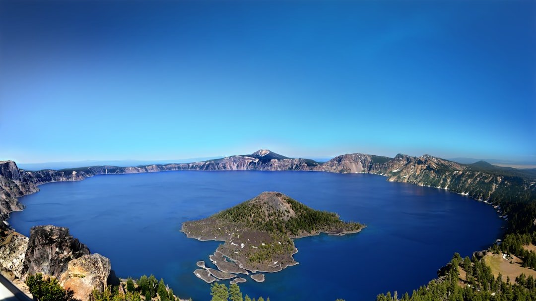 Hollow Mountains Hiding Lakes Inside – How Is That Even Possible?