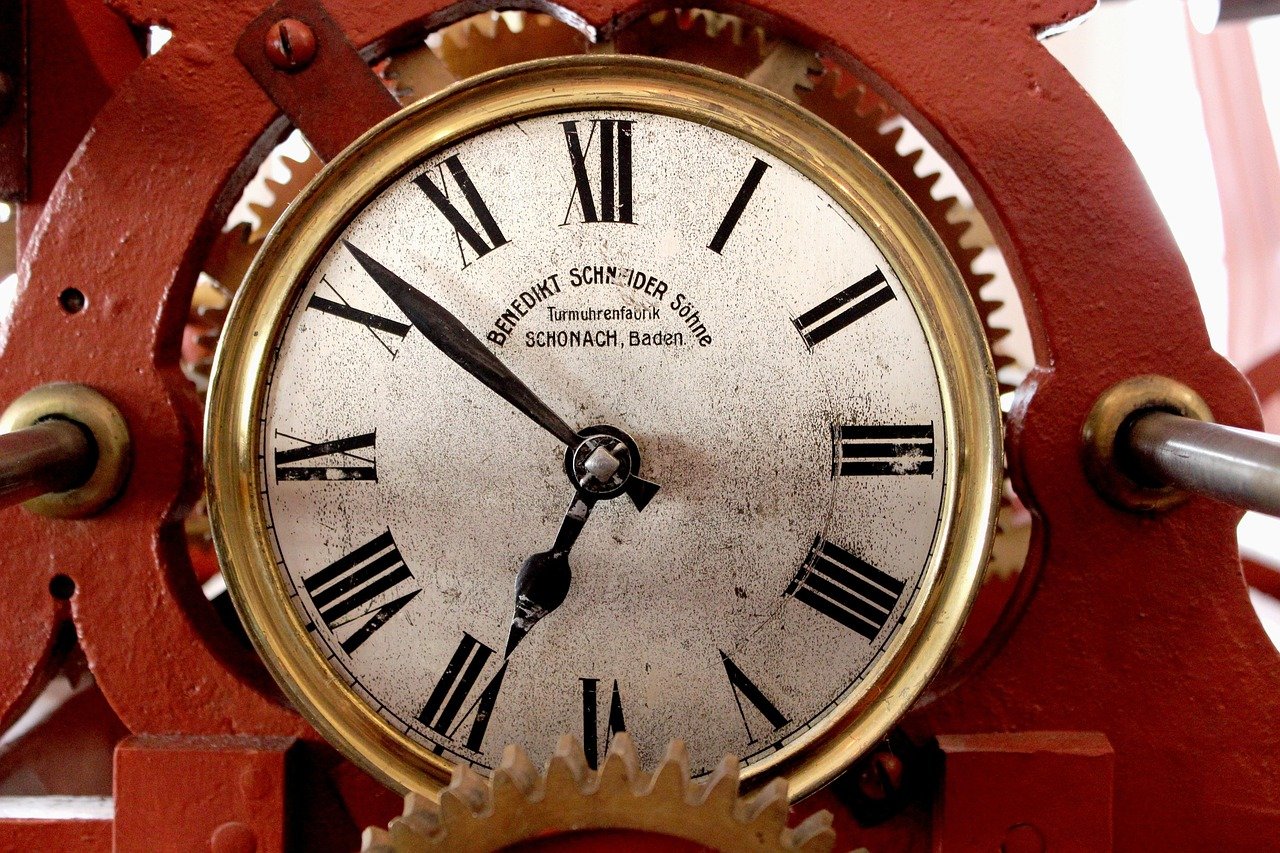 10 Mind-Bending Facts About Time Itself