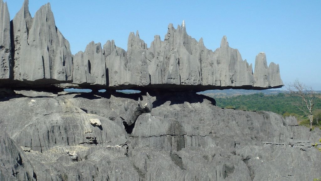 10 Mind-Bending Geological Formations That Defy Easy Explanation