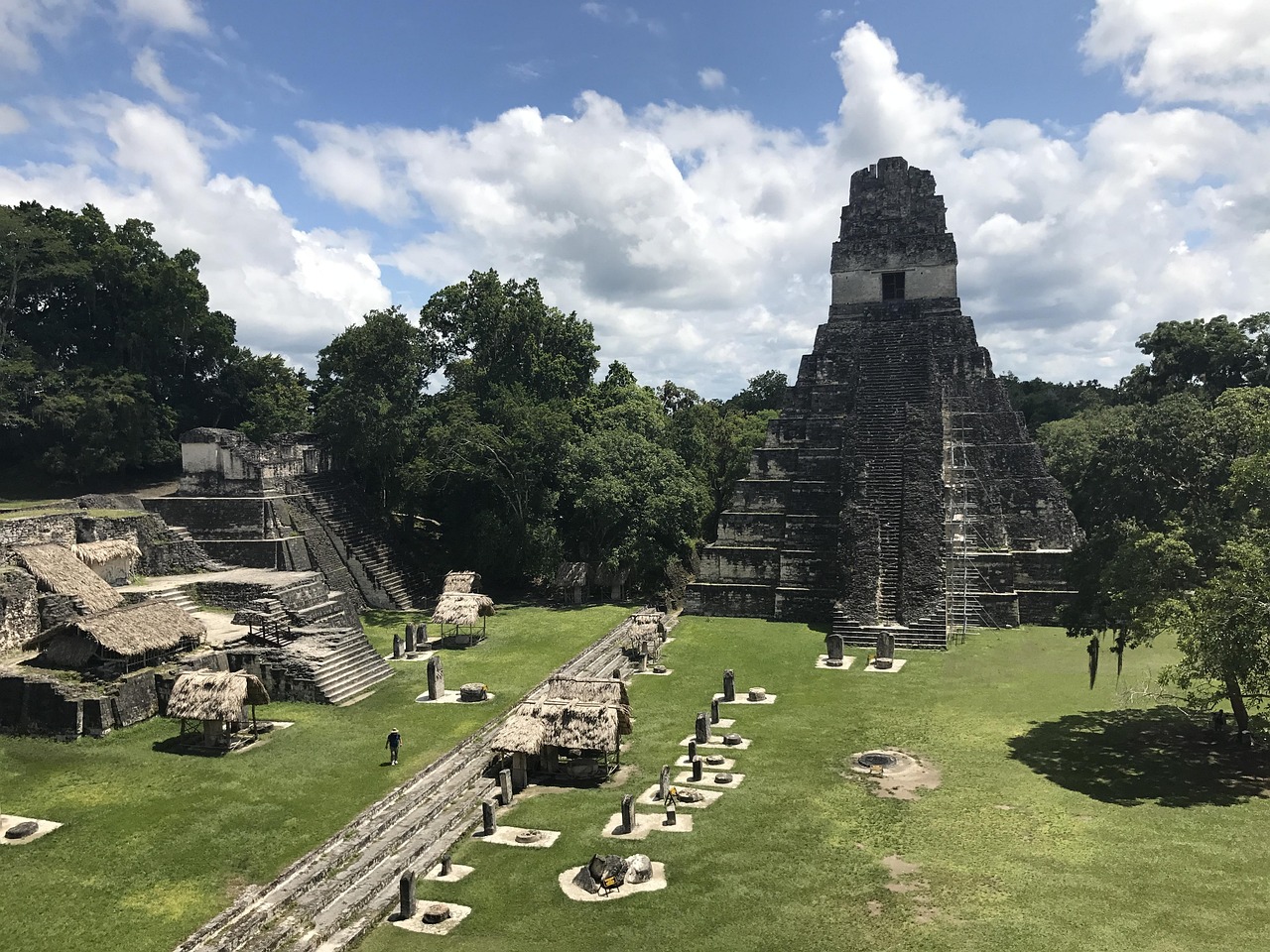 10 Remarkable Ancient Structures Built by Civilizations Lost to Time